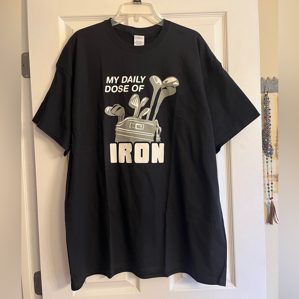 NWOT Men’s Black Golf Graphic Tee